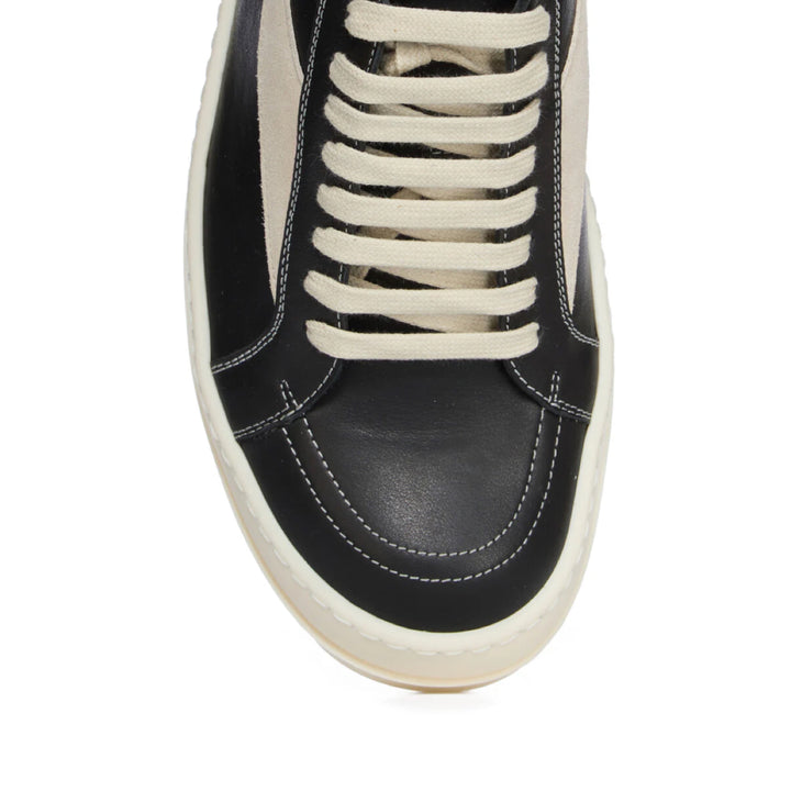 VINTAGE SNEAKS