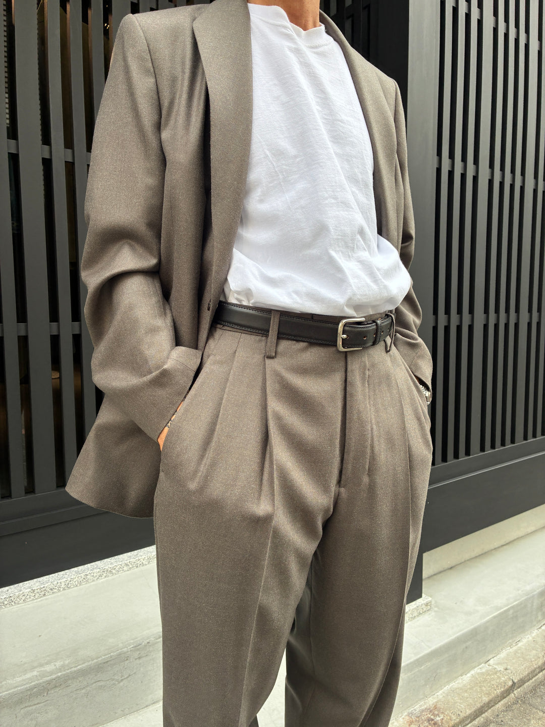 MODIFIED SHAWL-COLLAR JACKET