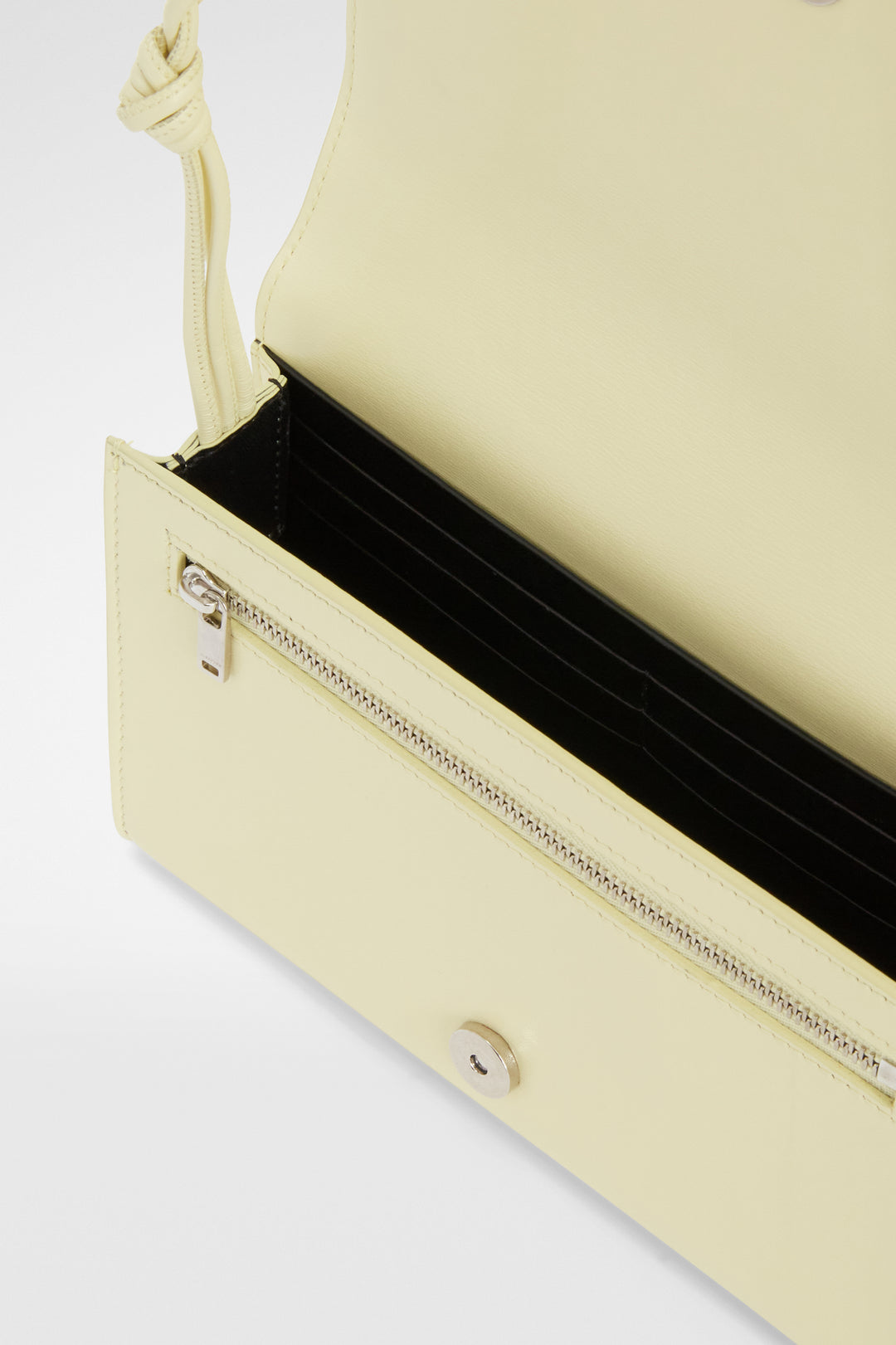 TANGLE WALLET