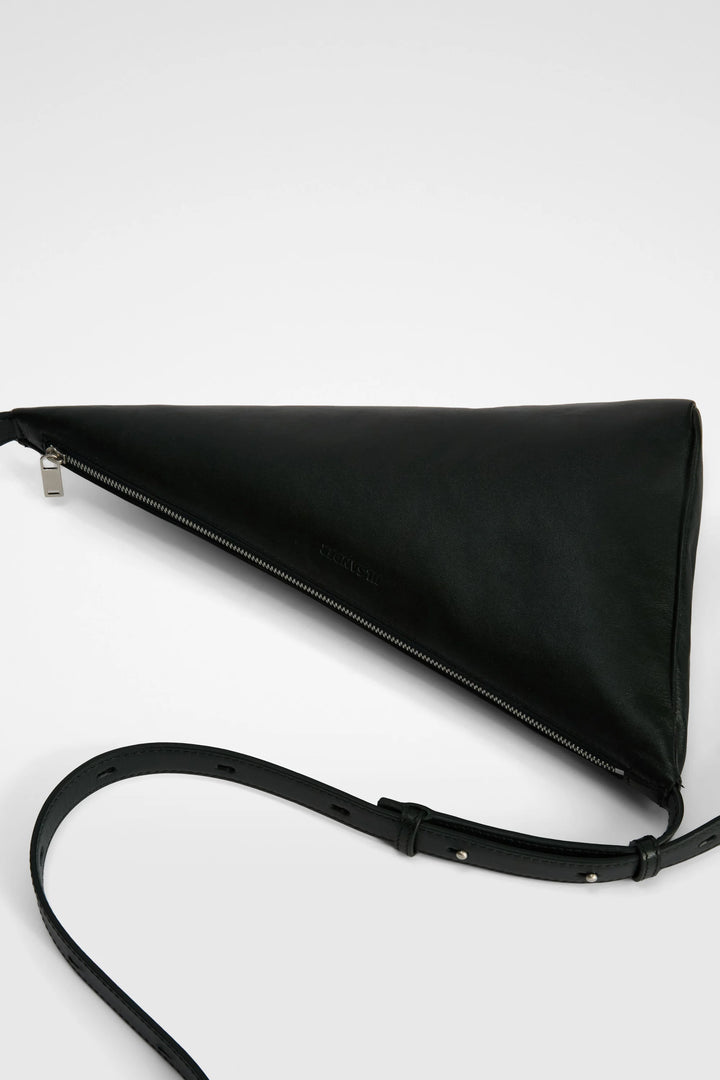 TRIANGLE CROSSBODY