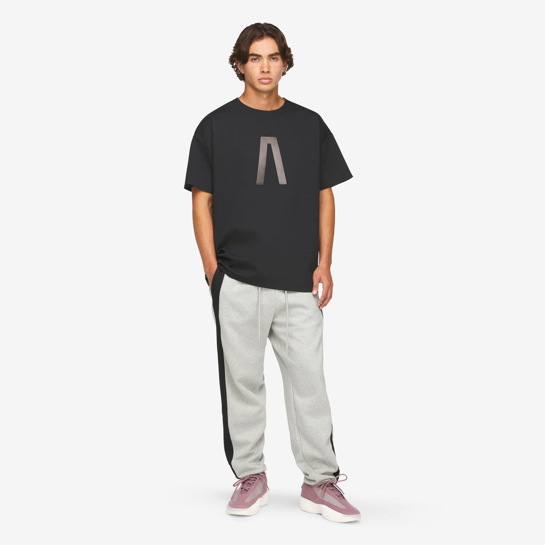 PERFORMANCE TEE