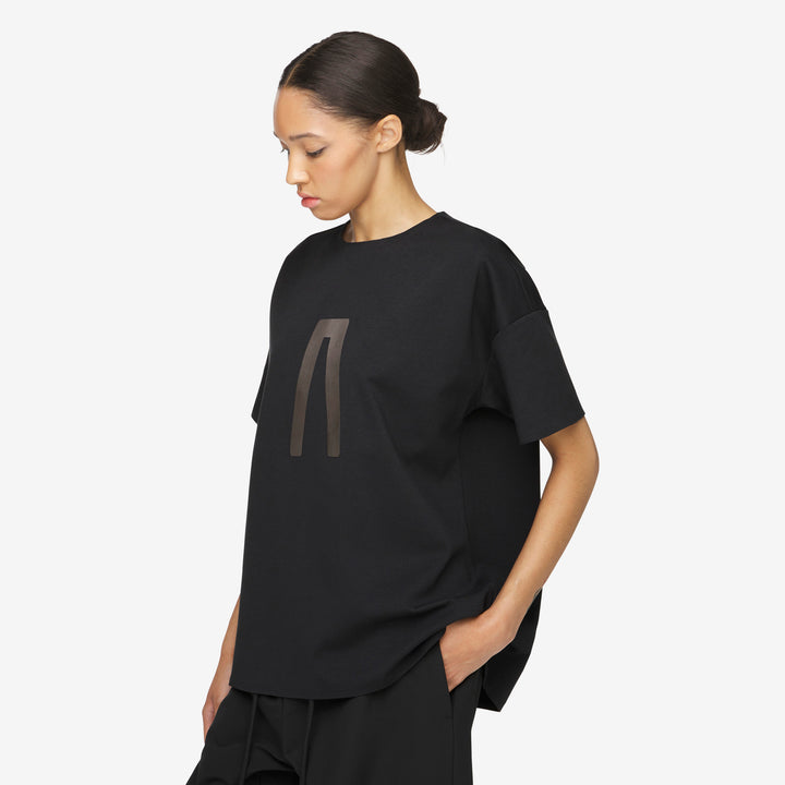 PERFORMANCE TEE