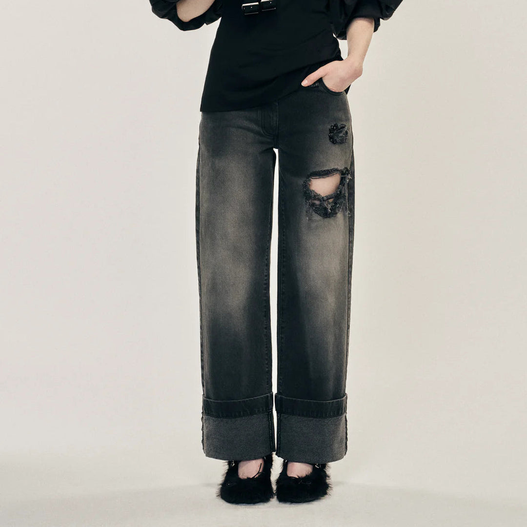 Simone Rocha - CROPPED DISTRESSED STRAIGHT LEG JEANS W/ EMB