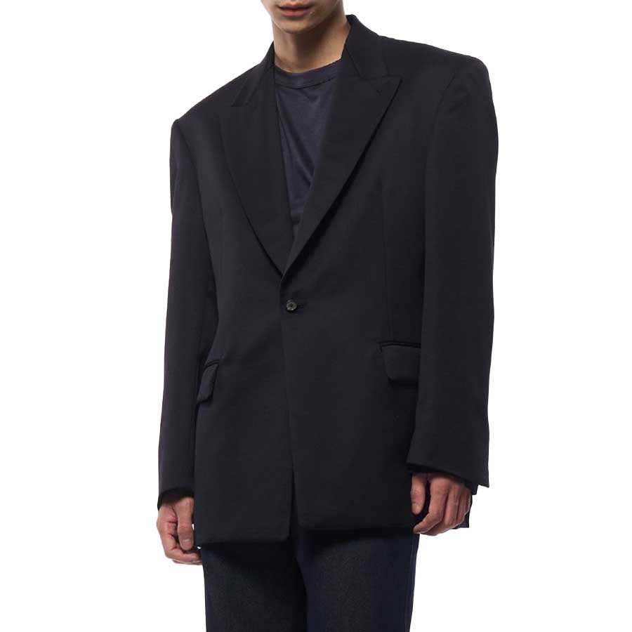 SINGLE-BREASTED TAILORED JACKET