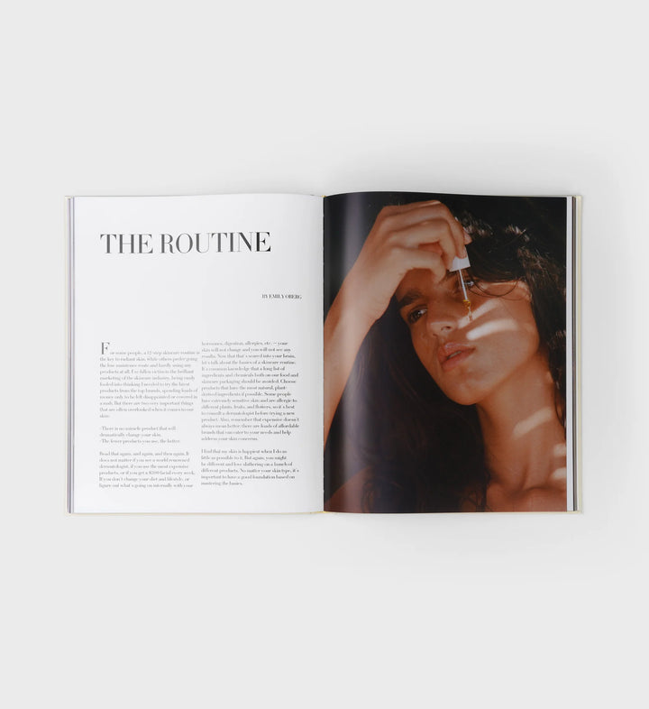 The Sporty &amp; Rich Wellness Book - Volume 1