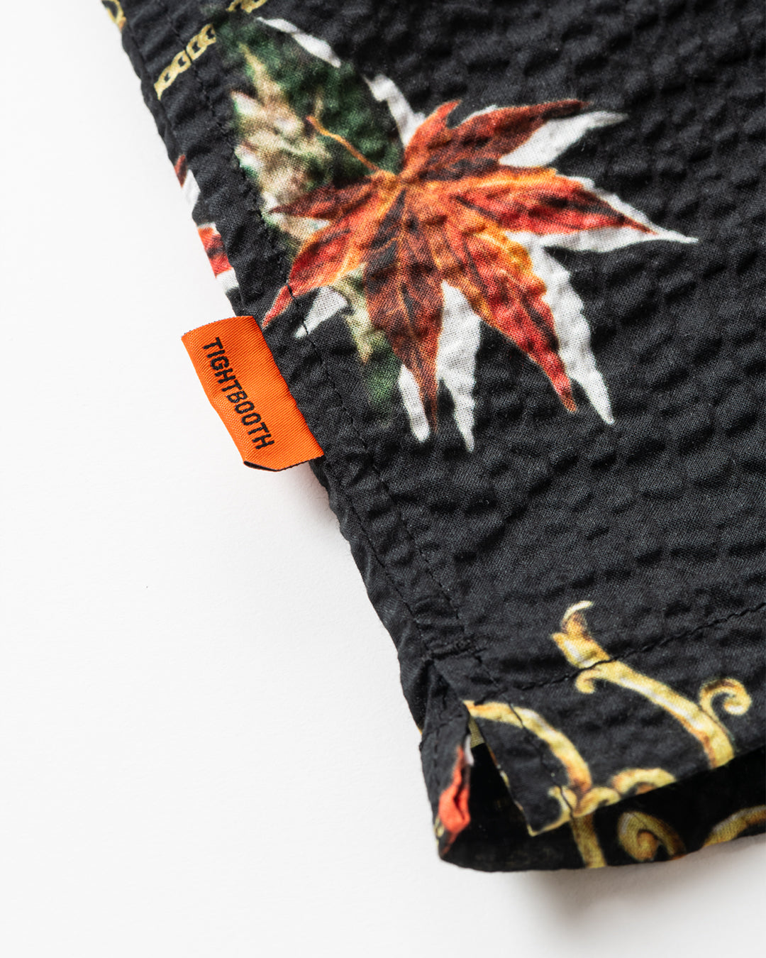 TIGHTBOOTH - MAPLE ALOHA