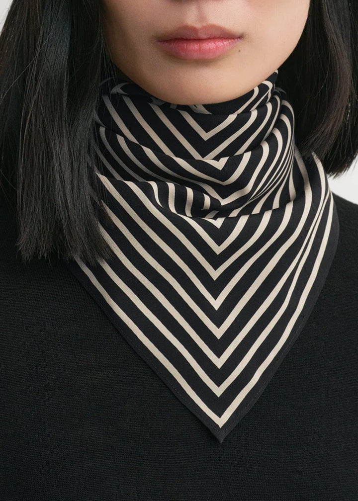 TOTEME - Signature monogram silk scarf