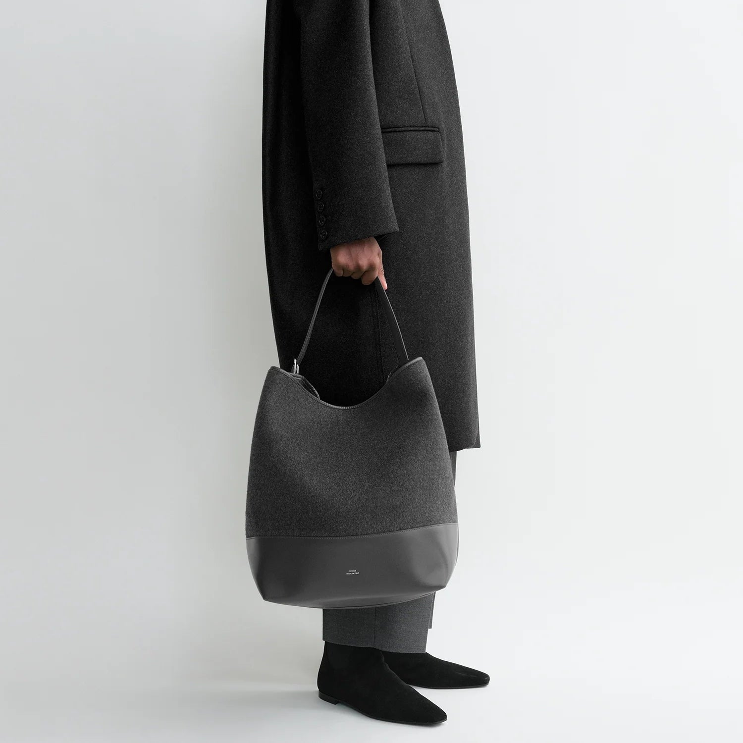 Belted doublé tote | Why are you here?