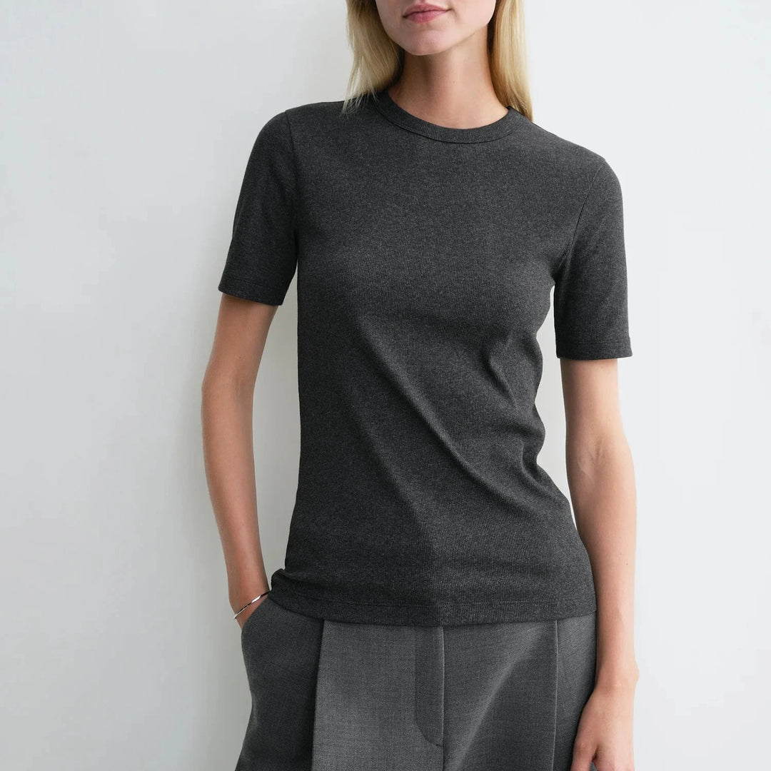 Toteme クラシックリブジャージーTシャツ Classic rib tee Charcoal Melange | Why are you here?