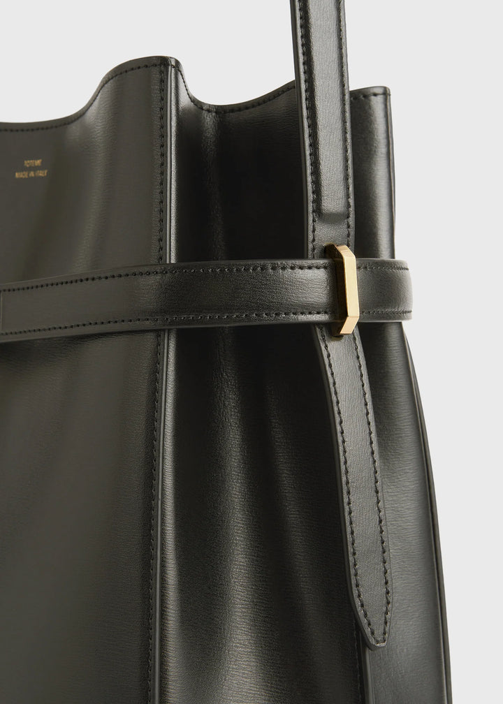 TOTEME - Belted leather bucket bag