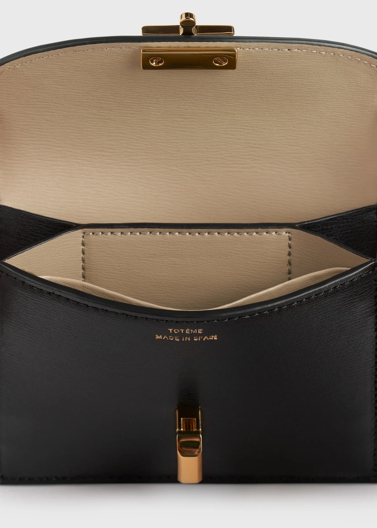 【Toteme】Tロック リザード型押しカードホルダー T-Lock leather cardholder | Why are you here?