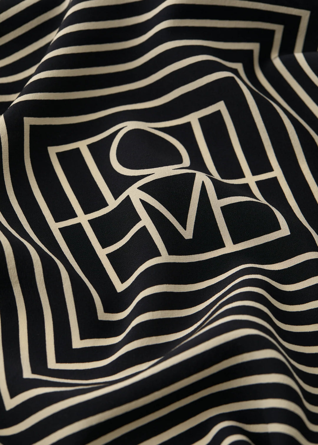 TOTEME - Signature monogram silk scarf