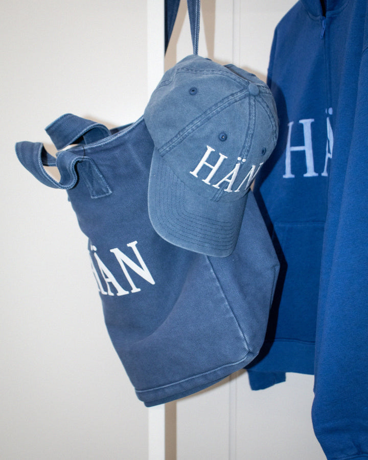 HAT WITH VELCRO CLOSURE AND LOGO EMBROID