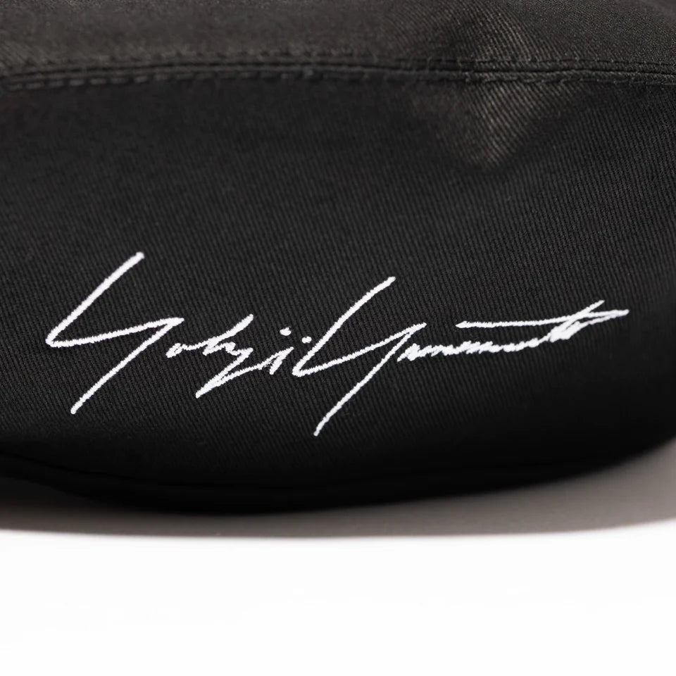 Beret YOHJI YAMAMOTO FW23 Signature Logo Black | Why are you here?