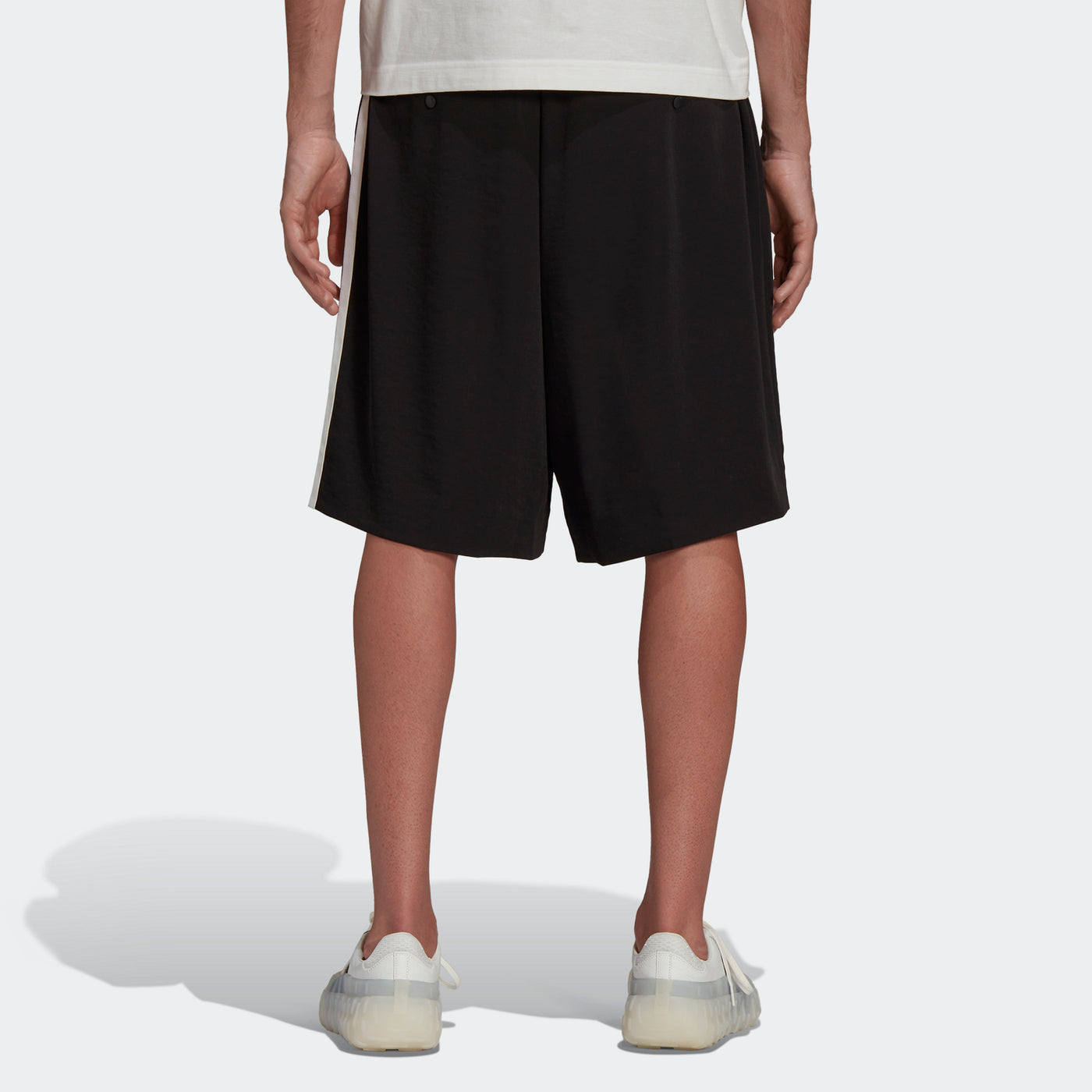 M CH1 ELEGANT 3 STP SHORTS - SHORT LENGTH - Why are you here?